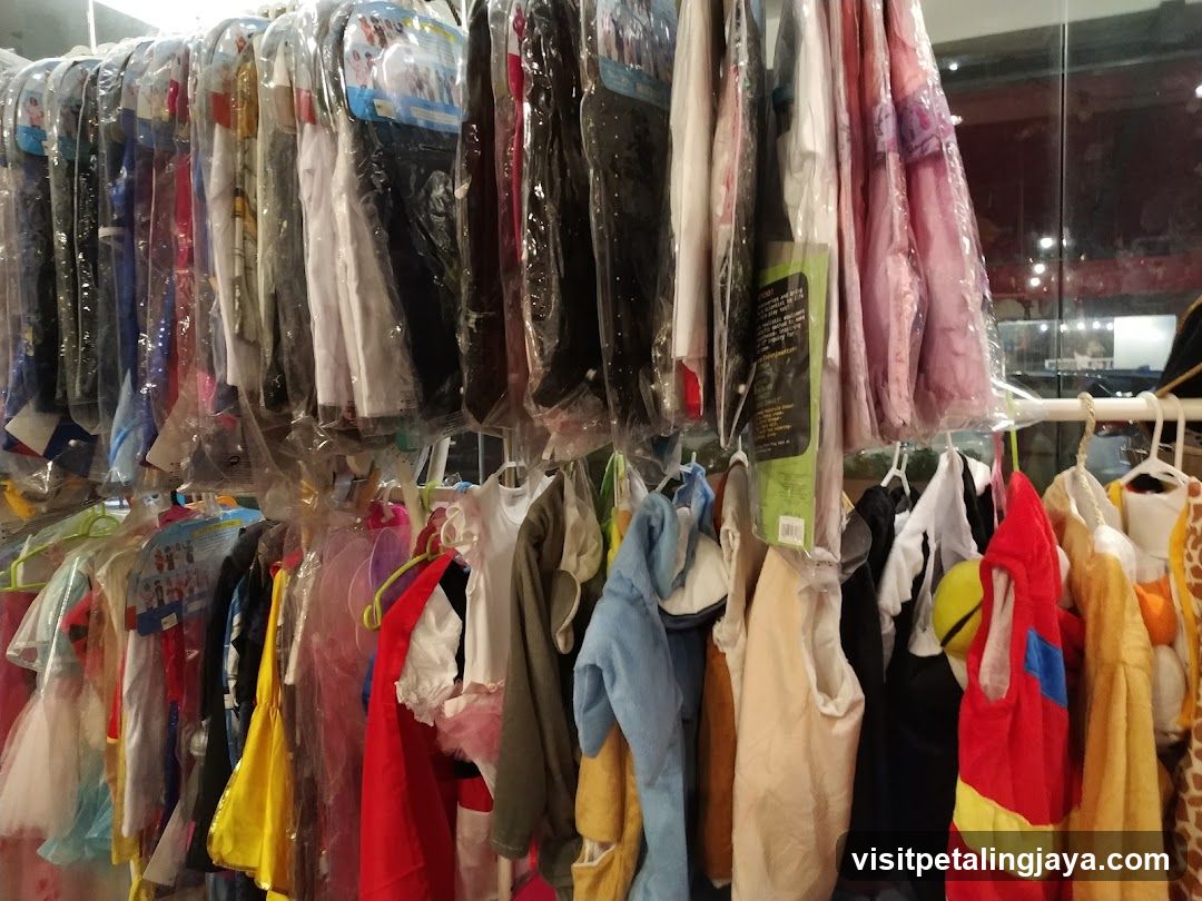 Costume Display Rack