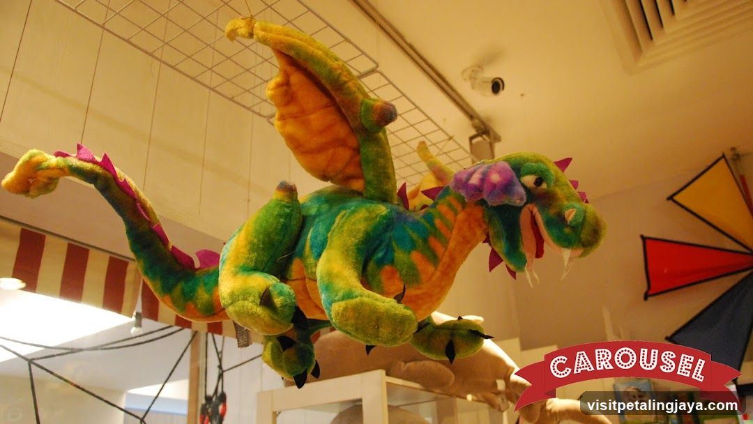 Plush Dragon Display