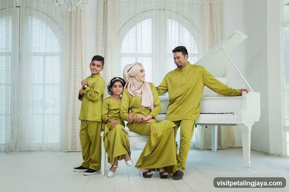 Family Portrait with Piano