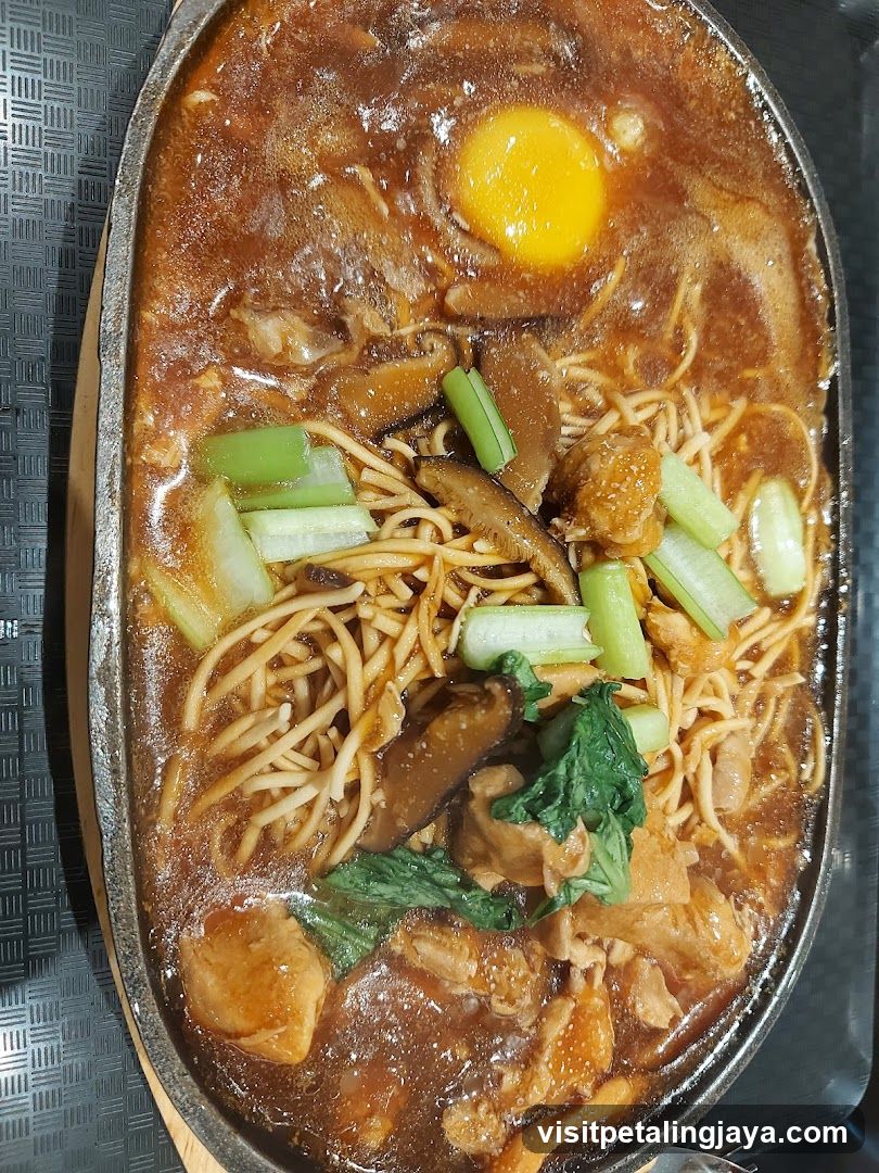 Sizzling & Claypot Lalaport