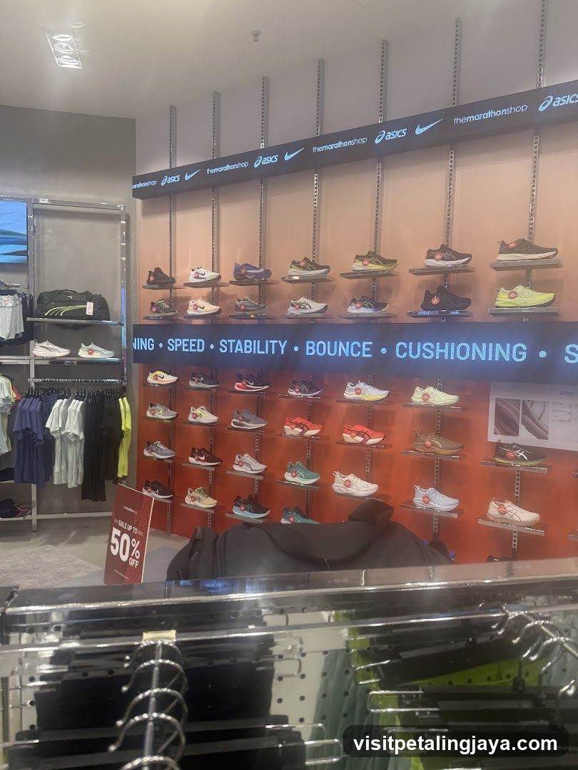 The Marathon Shop Lalaport BBCC