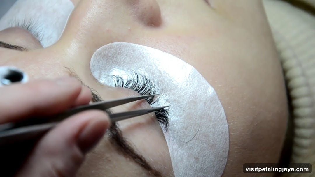 Eyelash Extension Application