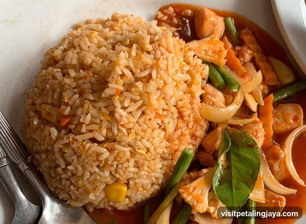 Fried Rice with Curry Gravy
