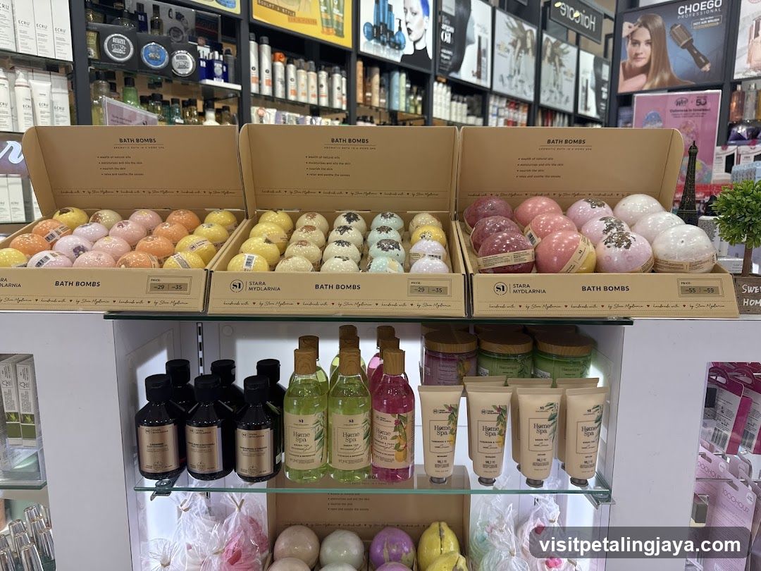 Bath and Body Shop Display
