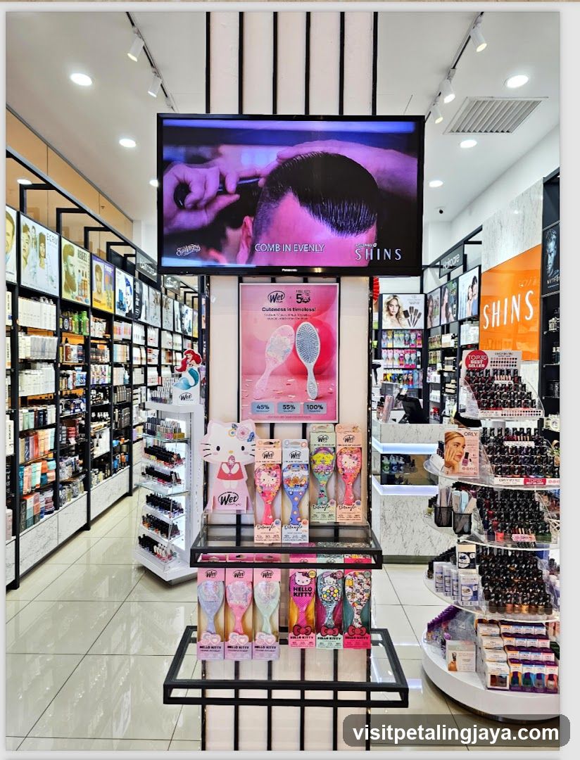 Beauty Store Interior Display