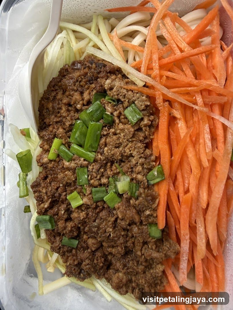 Noodle Bowl with Toppings