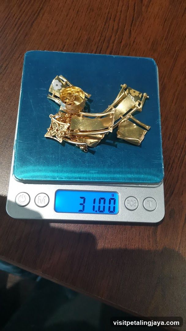 Gold Jewelry on Scale