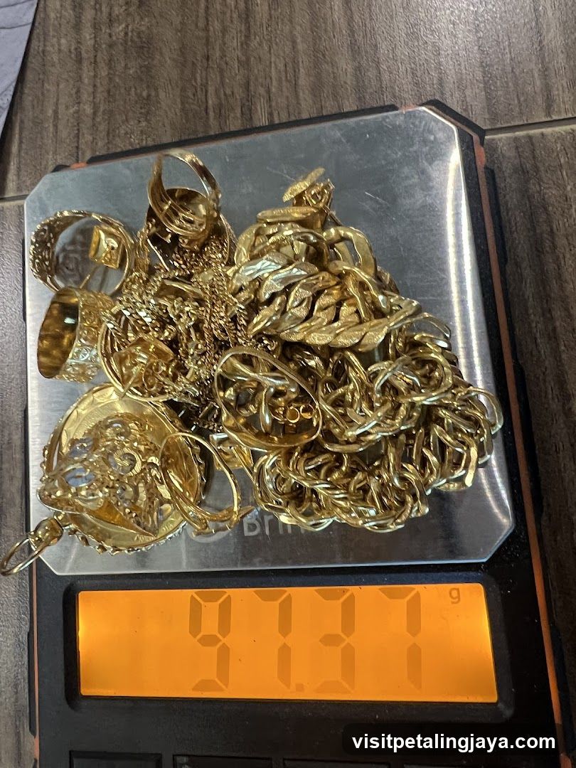 Gold Jewelry on Scale