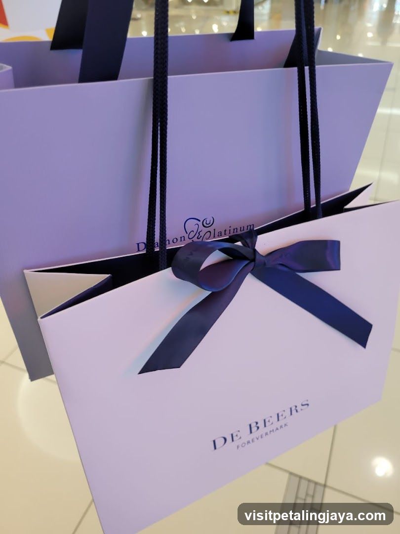 De Beers Shopping Bags