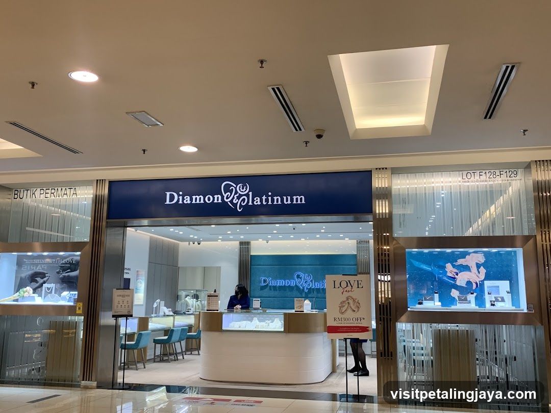 Diamond & Platinum (One Utama)