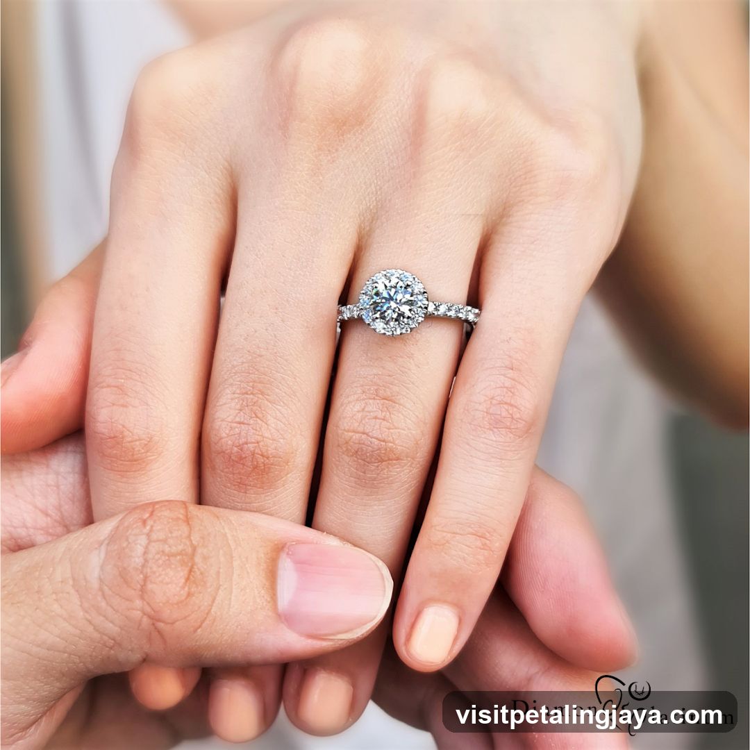 Diamond Ring Close-up