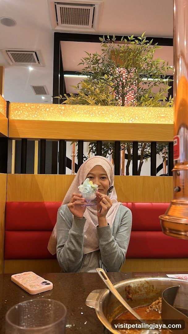 Dining with Dessert