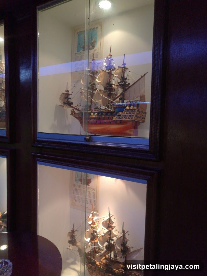 Ship Model Display Case