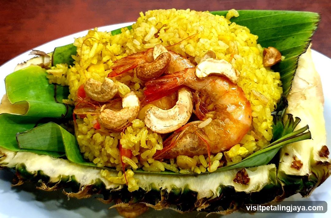 Pineapple Fried Rice with Shrimp and Cashews