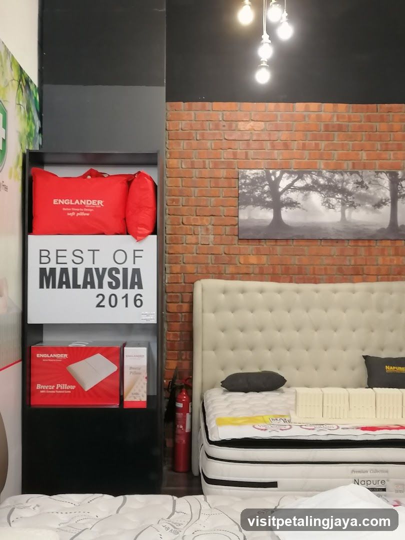 Napure Atria Shopping Mall
