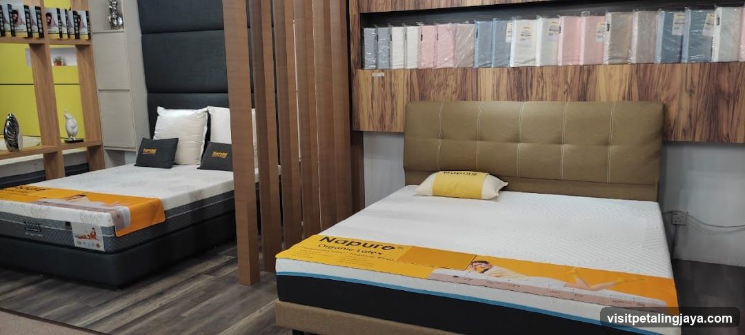 Mattress Display Store Interior
