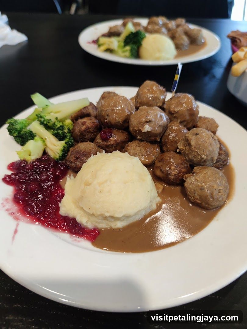 Swedish Meatballs with Mashed Potatoes and Broccoli