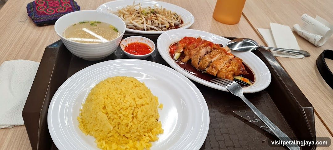 Hainanese Chicken Rice Meal