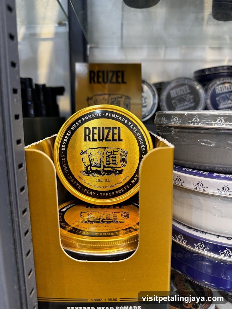 Reuzel Pomade Display
