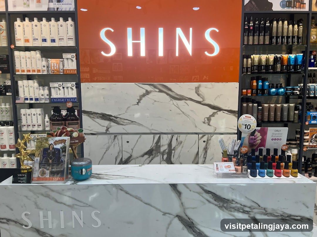 Shins Store Interior
