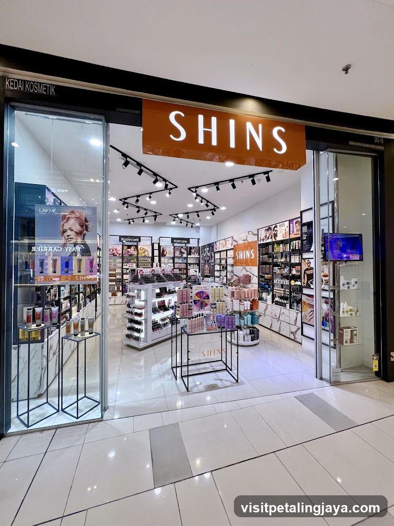 SHINS Cosmetics Store Entrance