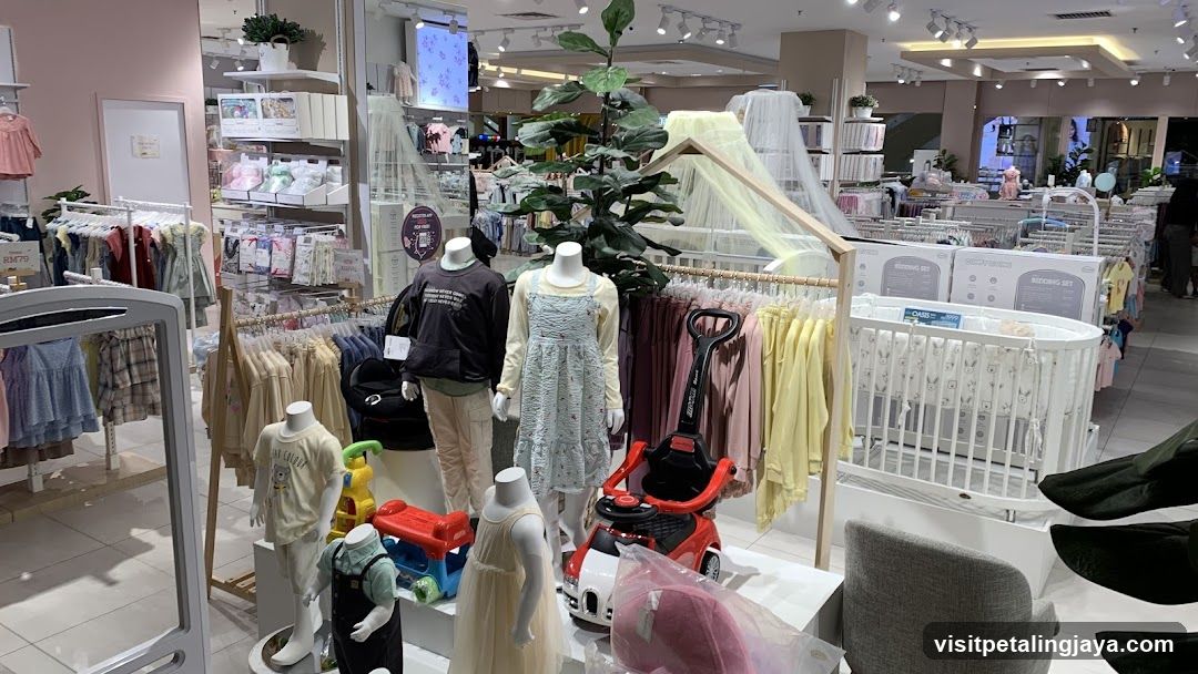 Baby Store Interior Display