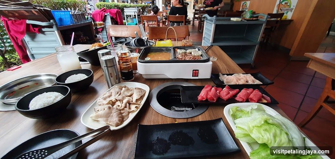 Hot Pot Dining Table