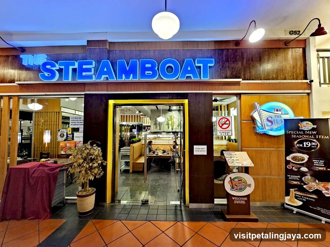 The Steamboat Entrance