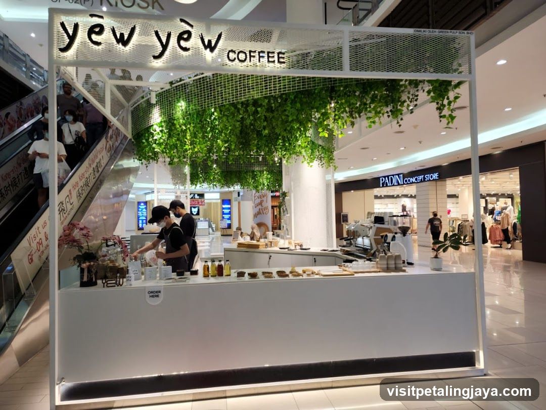 yew yew coffee stall in mall