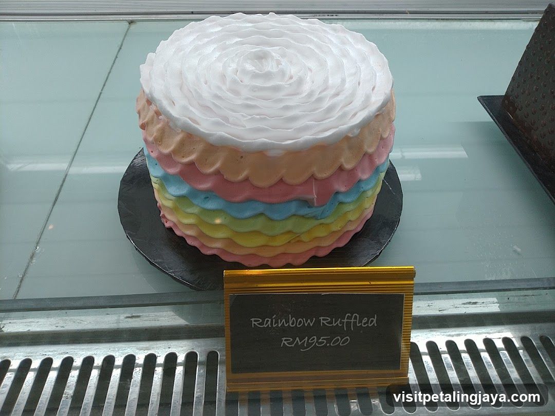 Rainbow Ruffled Cake Display
