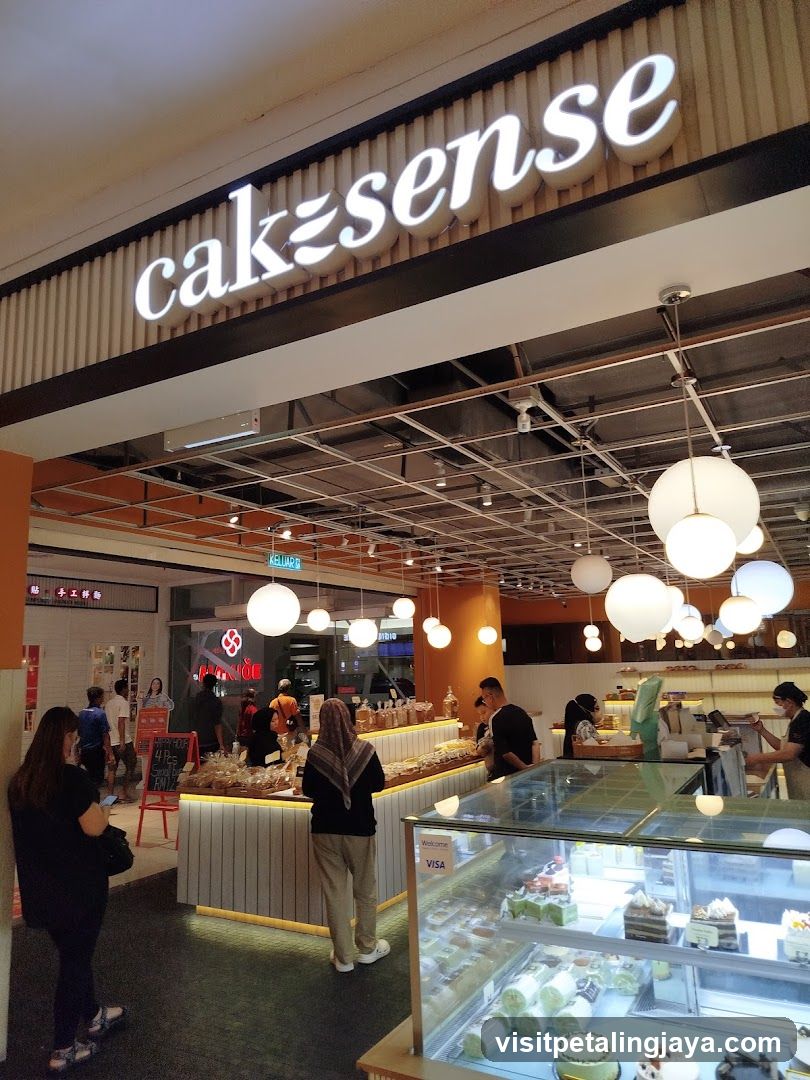 Cakesense Store Interior