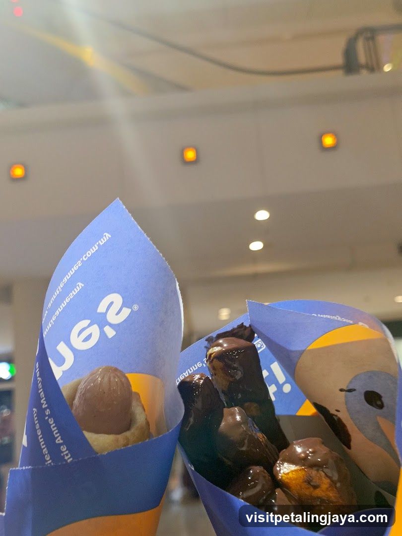 Chocolate Eclair Cones