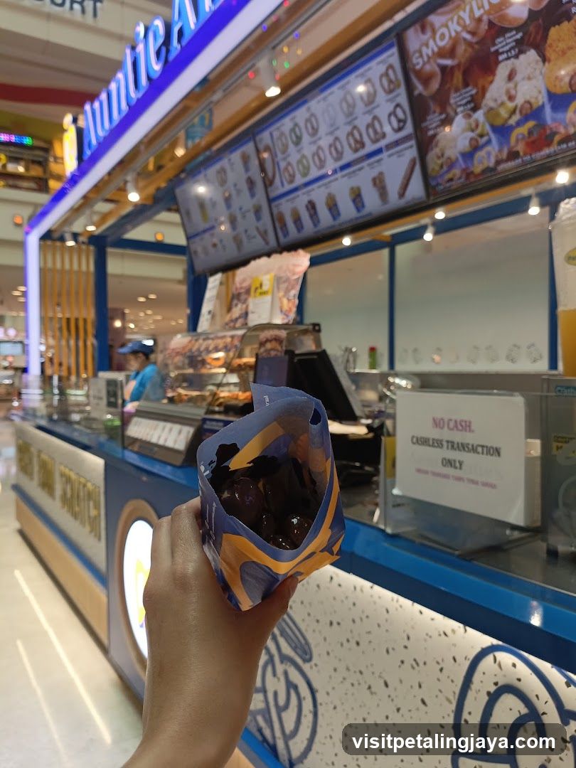 Food Stand Interior View