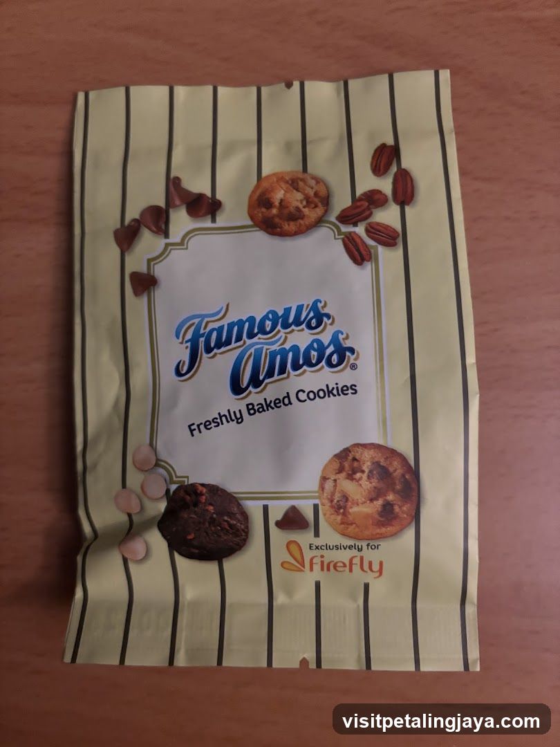 Famous Amos Paradigm Mall PJ