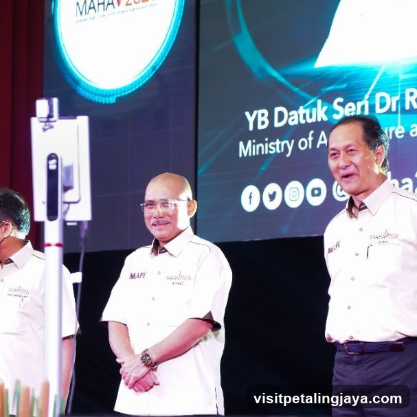 Event with officials on stage