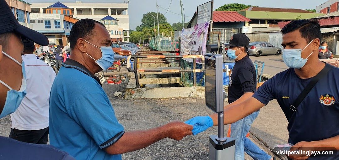Face Scanning at Outdoor Checkpoint