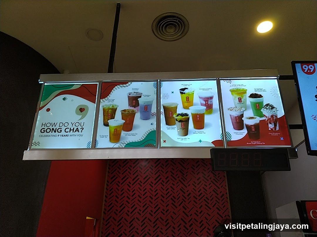 Gong Cha Menu Display