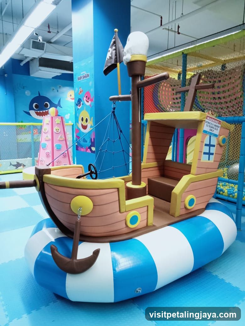 Pinkfong Baby Shark Adventure Ville