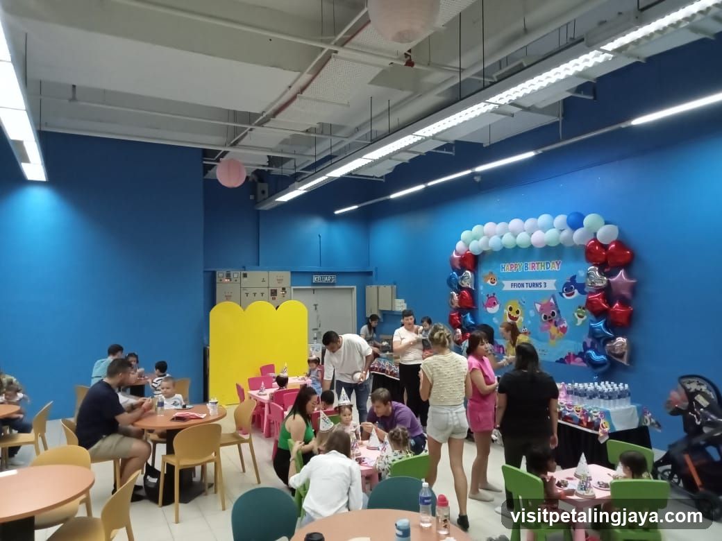 Birthday Party Interior
