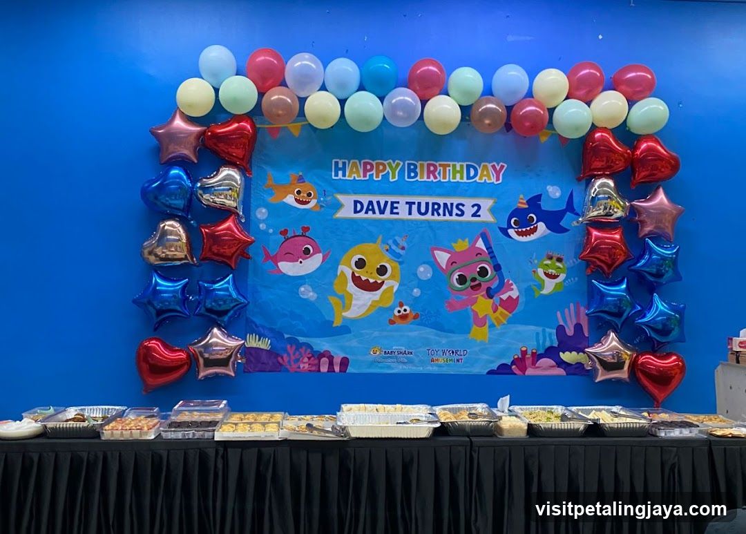 Baby Shark Birthday Party Setup