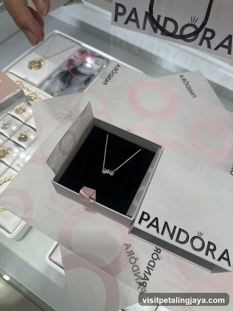 Pandora Jewelry Display