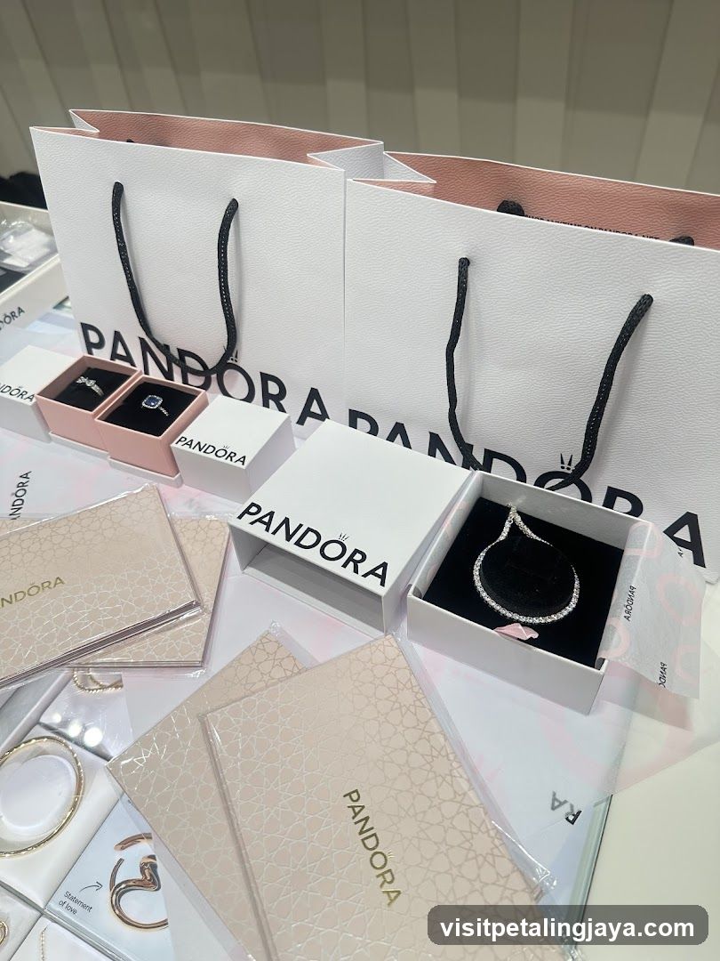 Pandora Merchandise Display