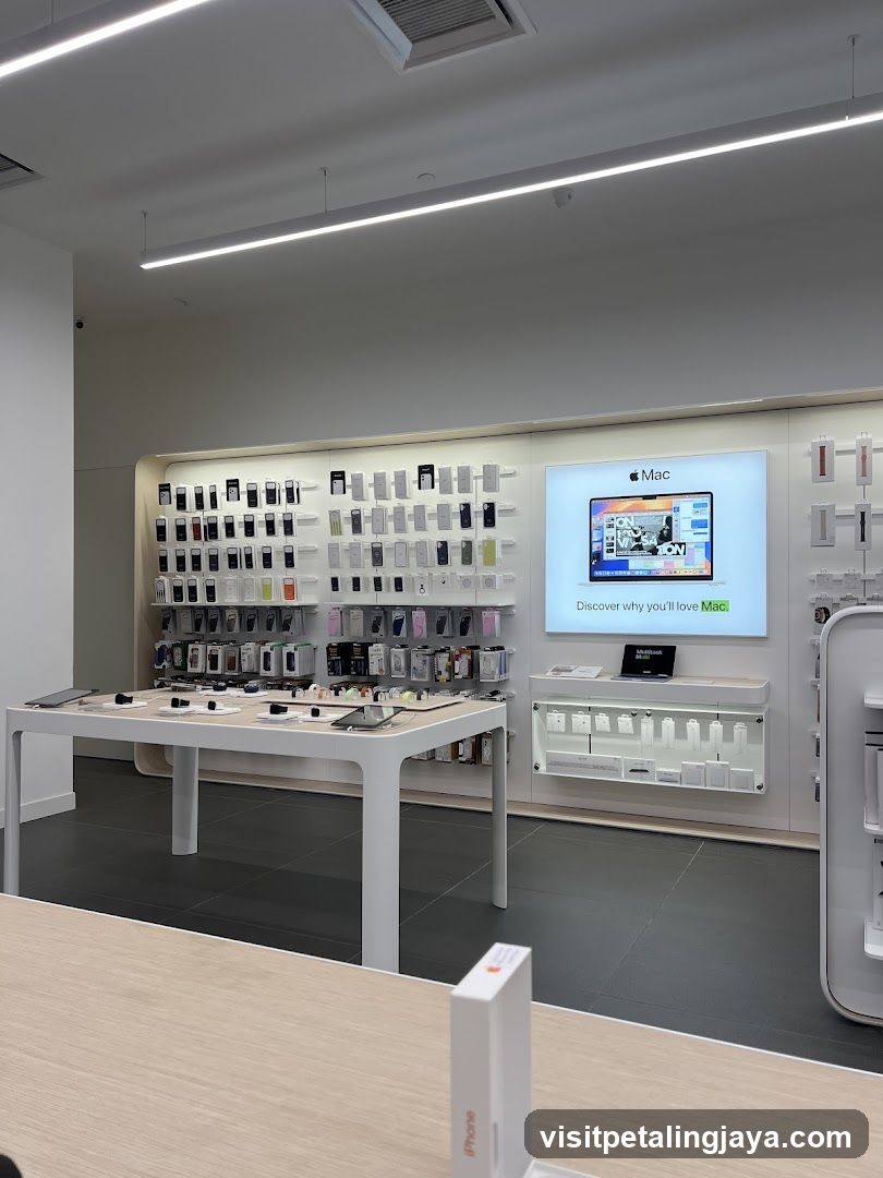 Apple Store Interior