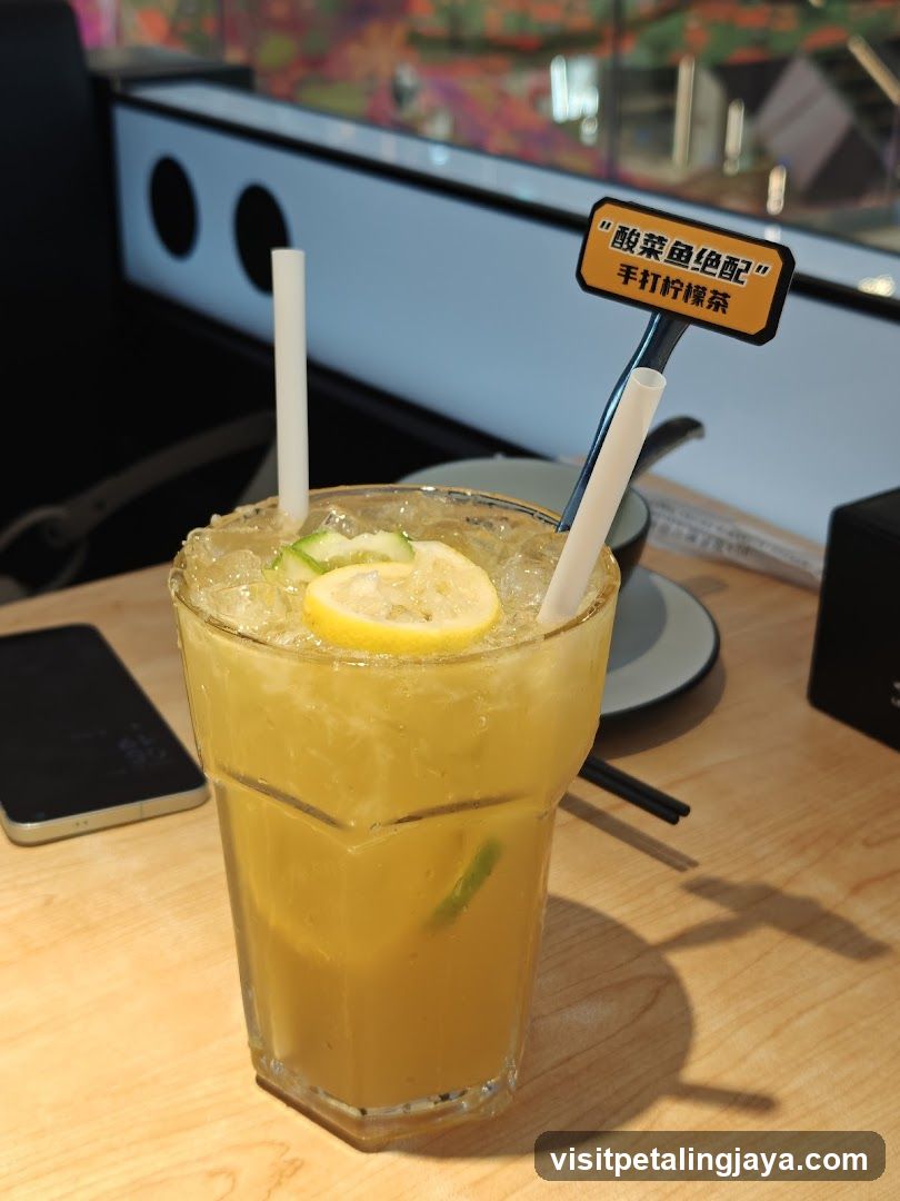 Cauliflower and Lemonade Drink