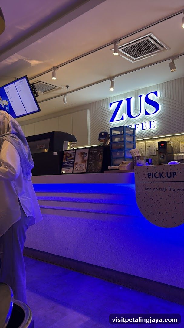 Zus Coffee Interior Counter
