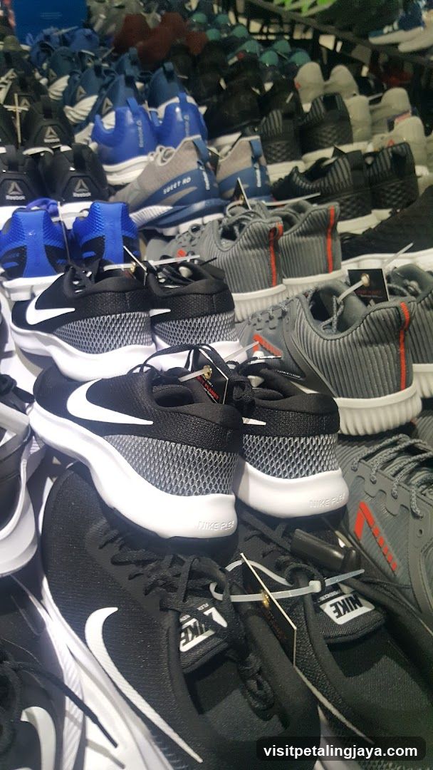 Shoe Display