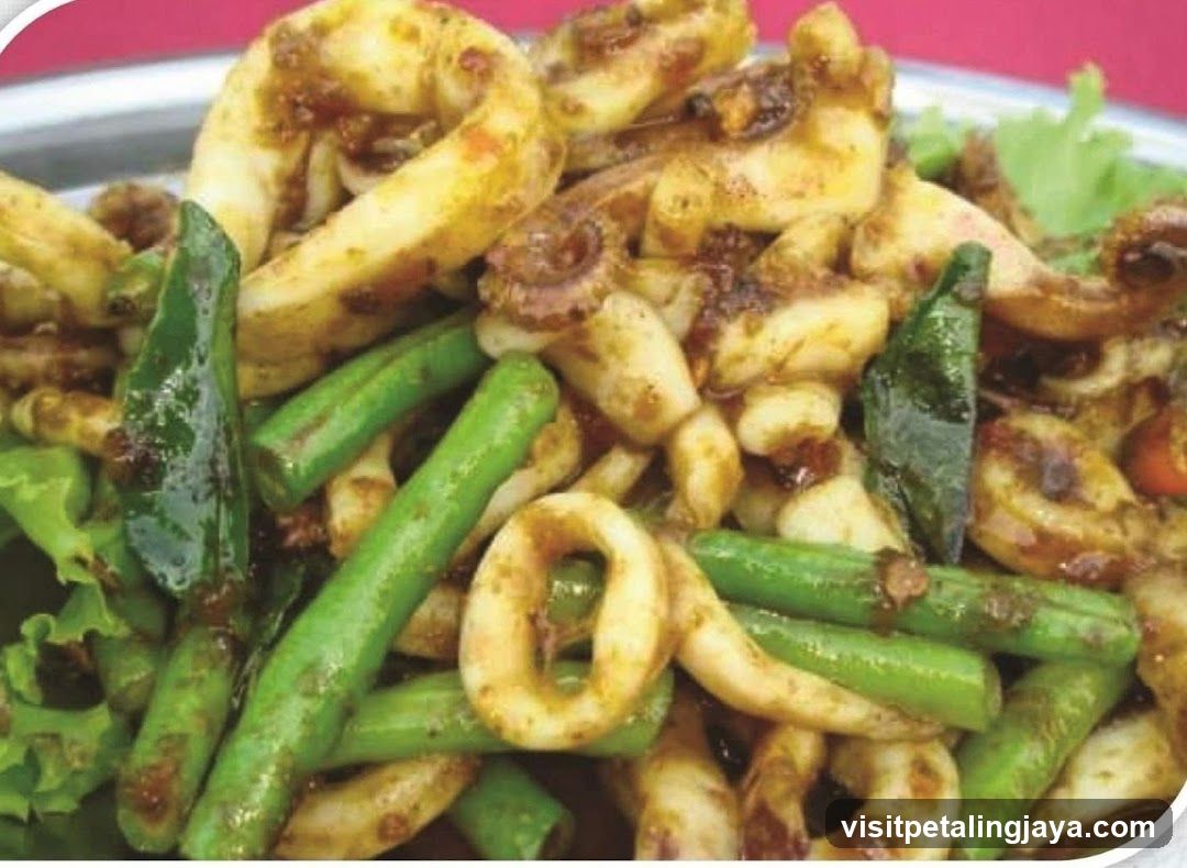 Stir-fried Squid with Green Beans
