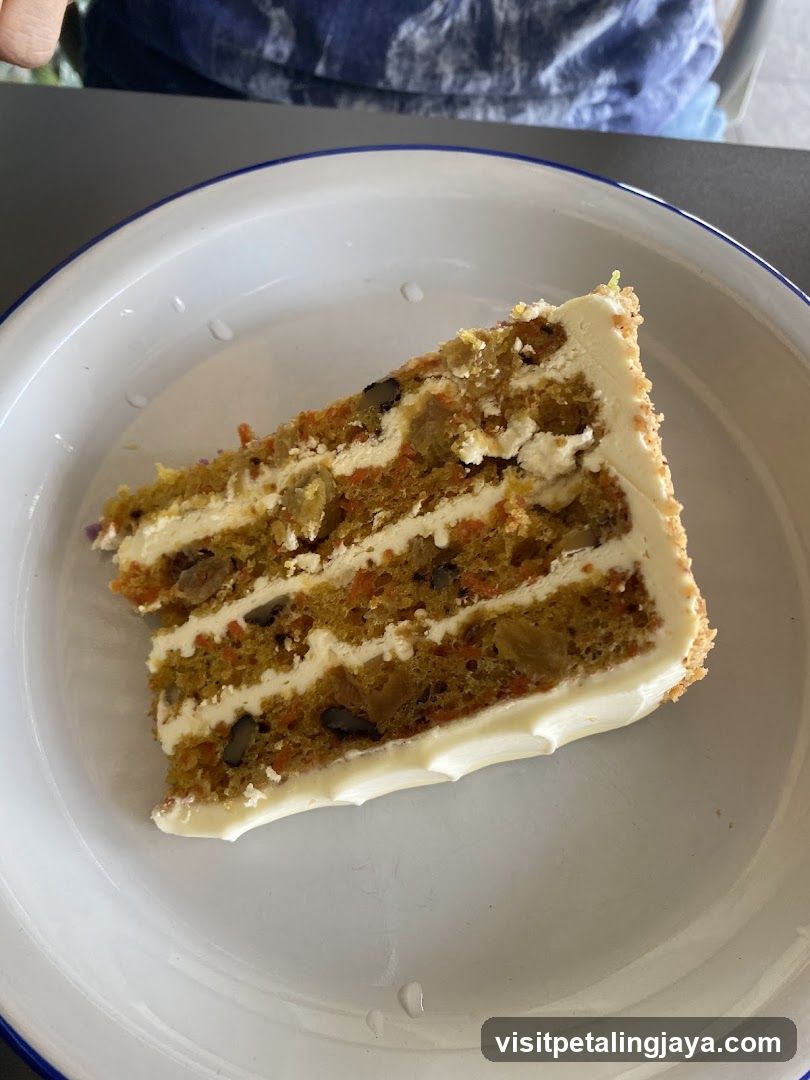 Carrot Cake Slice