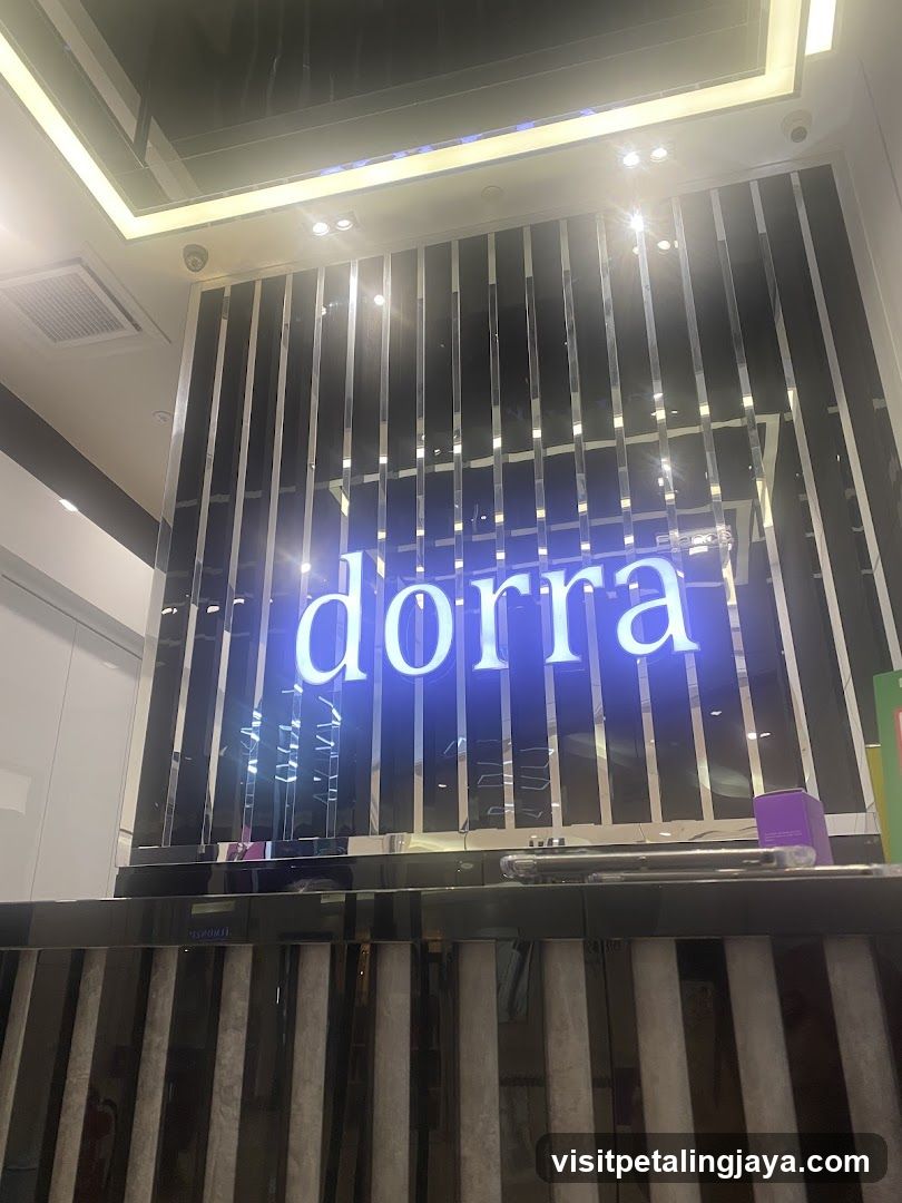 Dorra Store Interior Signage