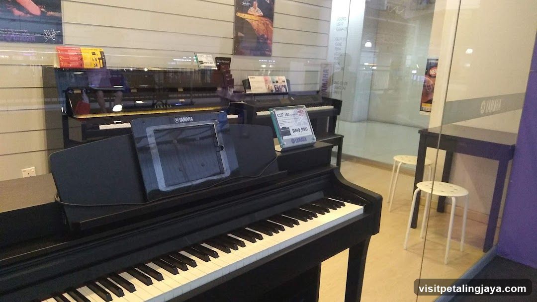 Yamaha Jaz & Ro Music Subang Parade